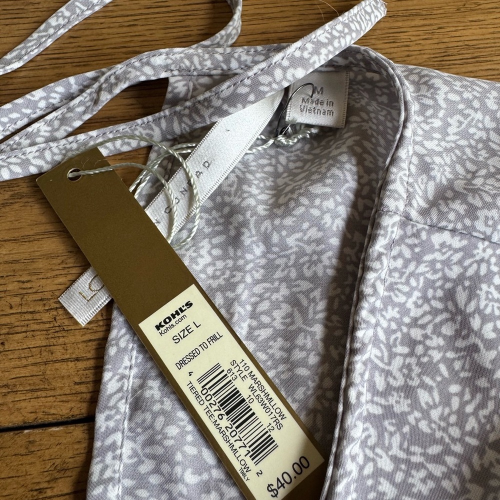 Lauren Conrad Dressed To Frill Floral Blouse NWT Medium - Picture 6 of 7